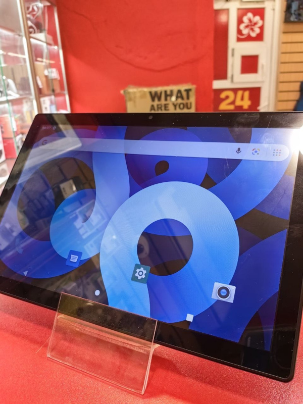 Планшет Samsung ATIV Smart PC Pro