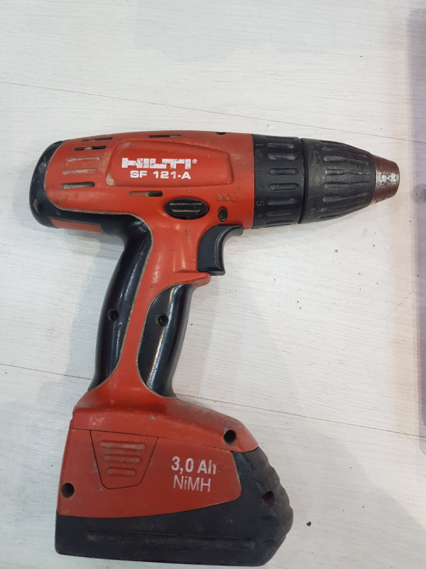 Шуруповерт Hilti Не указана