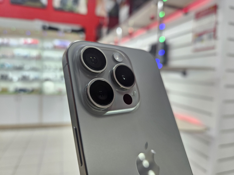 Мобильный телефон Apple iPhone 15 Pro