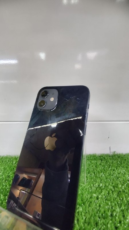 Мобильный телефон Apple iPhone 12