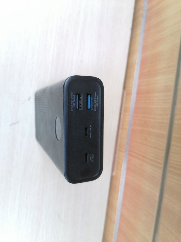 Универсальное Зарядное Устройство (УЗУ) Energizer 30000 mah