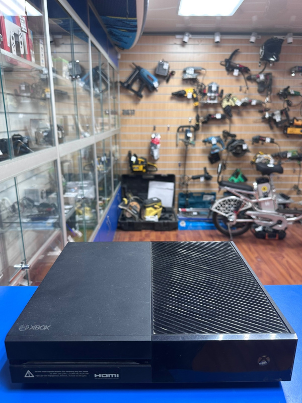 Игровая приставка Xbox ONE 1540