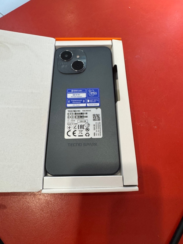 Мобильный телефон Tecno Spark 40C