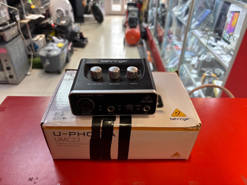 Ресивер Behringer u phoria m2